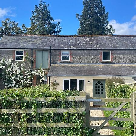 Relaxing Cottage In The Beautiful Usk Valley エクステリア 写真