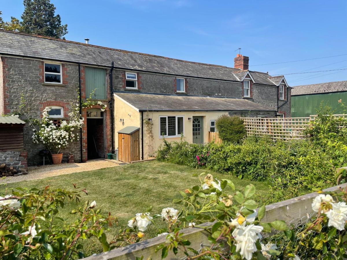 Relaxing Cottage In The Beautiful Usk Valley エクステリア 写真