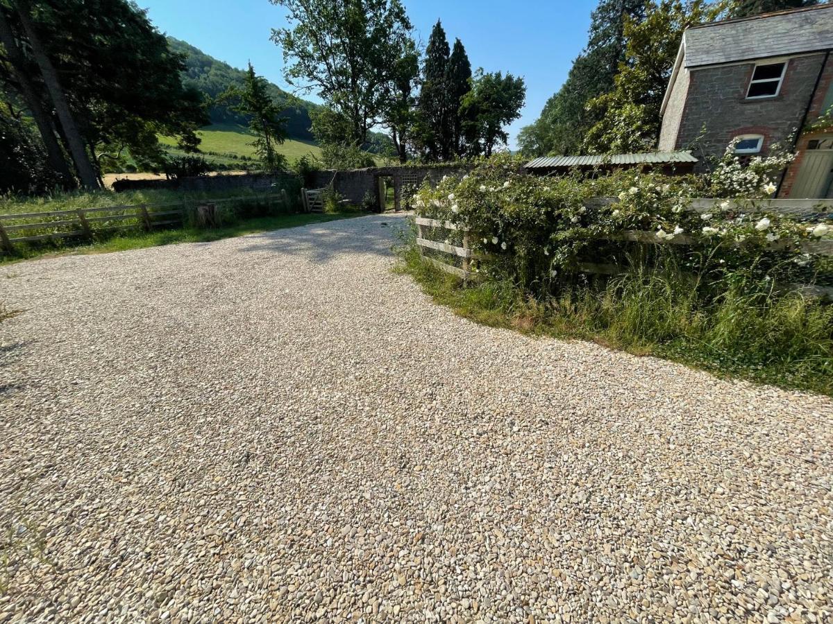 Relaxing Cottage In The Beautiful Usk Valley エクステリア 写真